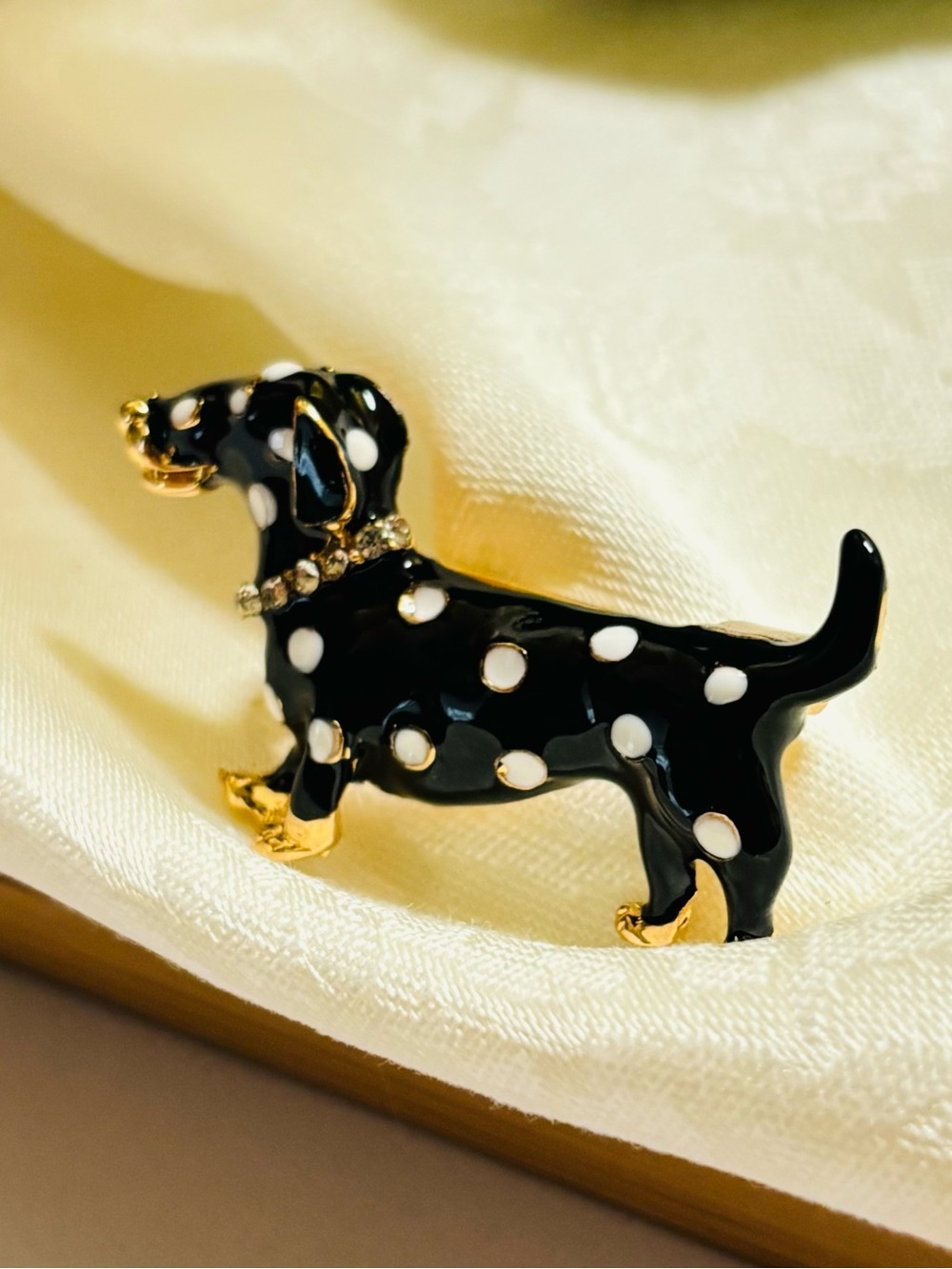 Source Unknown Black and White Polka Dot Dachshund Enamel Brooch
